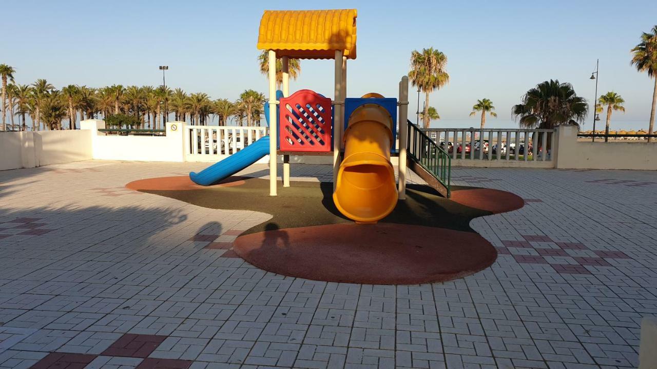 Golf Coast Los Alamos, Primera Linea De Playa Торремолінос Екстер'єр фото