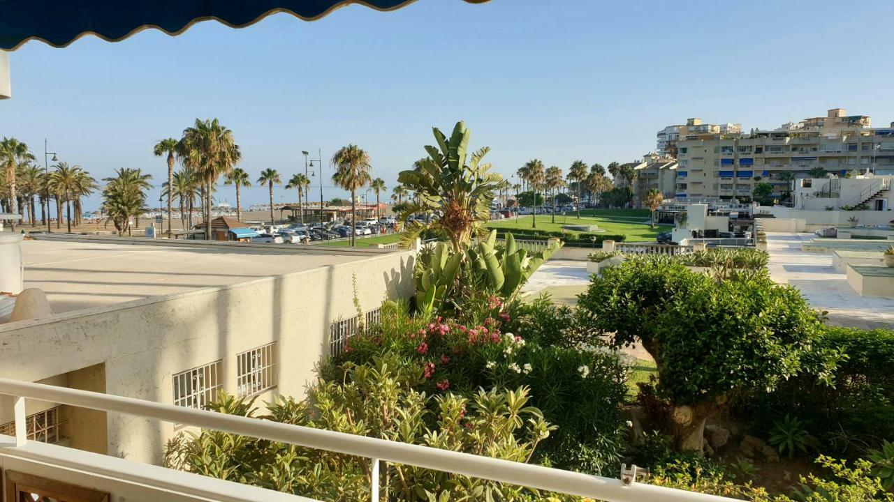 Golf Coast Los Alamos, Primera Linea De Playa Торремолінос Екстер'єр фото