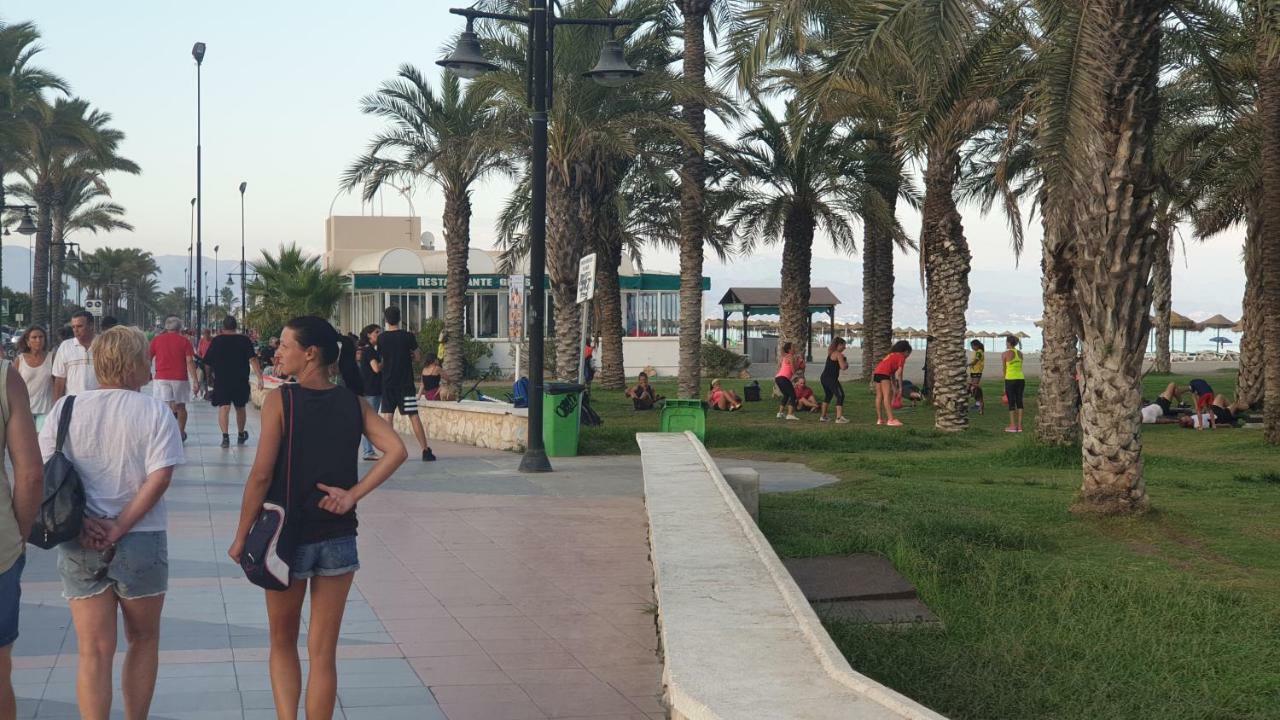 Golf Coast Los Alamos, Primera Linea De Playa Торремолінос Екстер'єр фото
