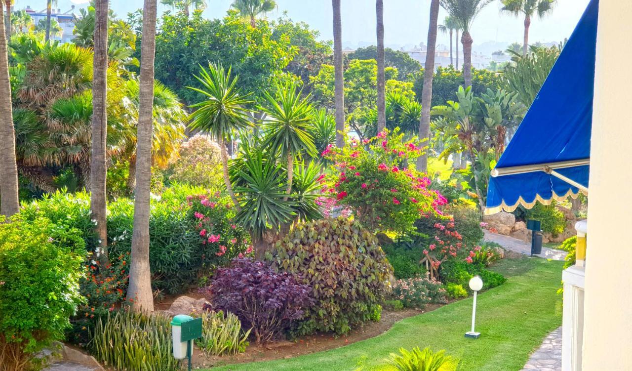 Golf Coast Los Alamos, Primera Linea De Playa Торремолінос Екстер'єр фото