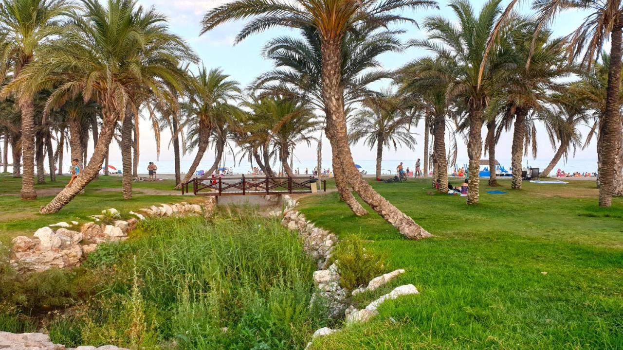 Golf Coast Los Alamos, Primera Linea De Playa Торремолінос Екстер'єр фото